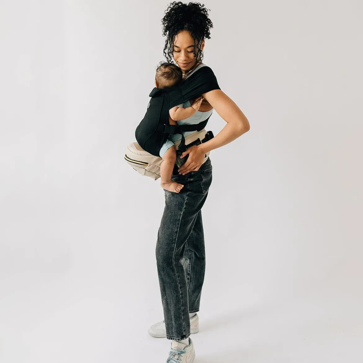 Hip Seat and Snug Carrier 2-in-1 Bundle