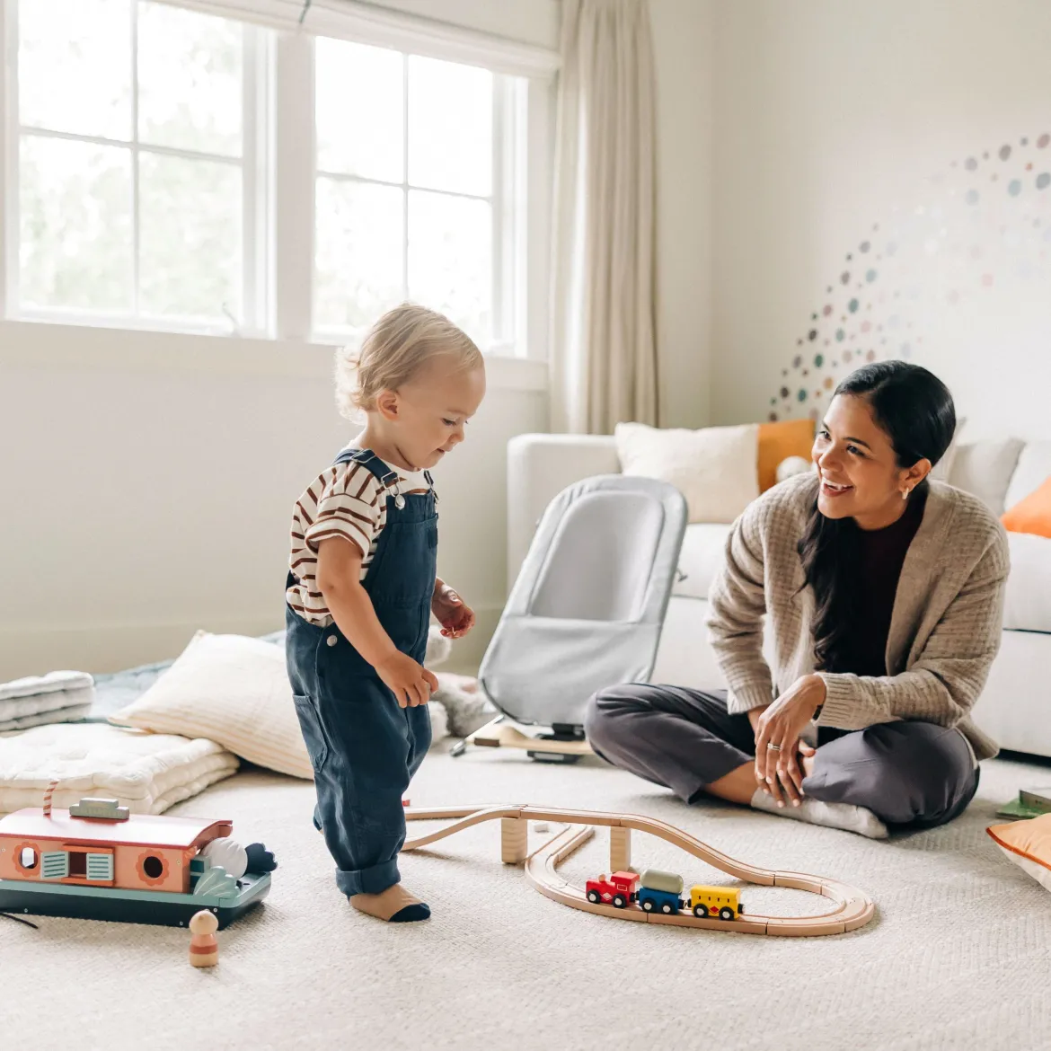 Mira 2-in-1 Bouncer and Seat